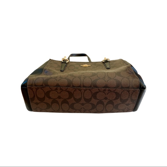 Coach Handbag- Pristine Condition - Picture 5 of 5